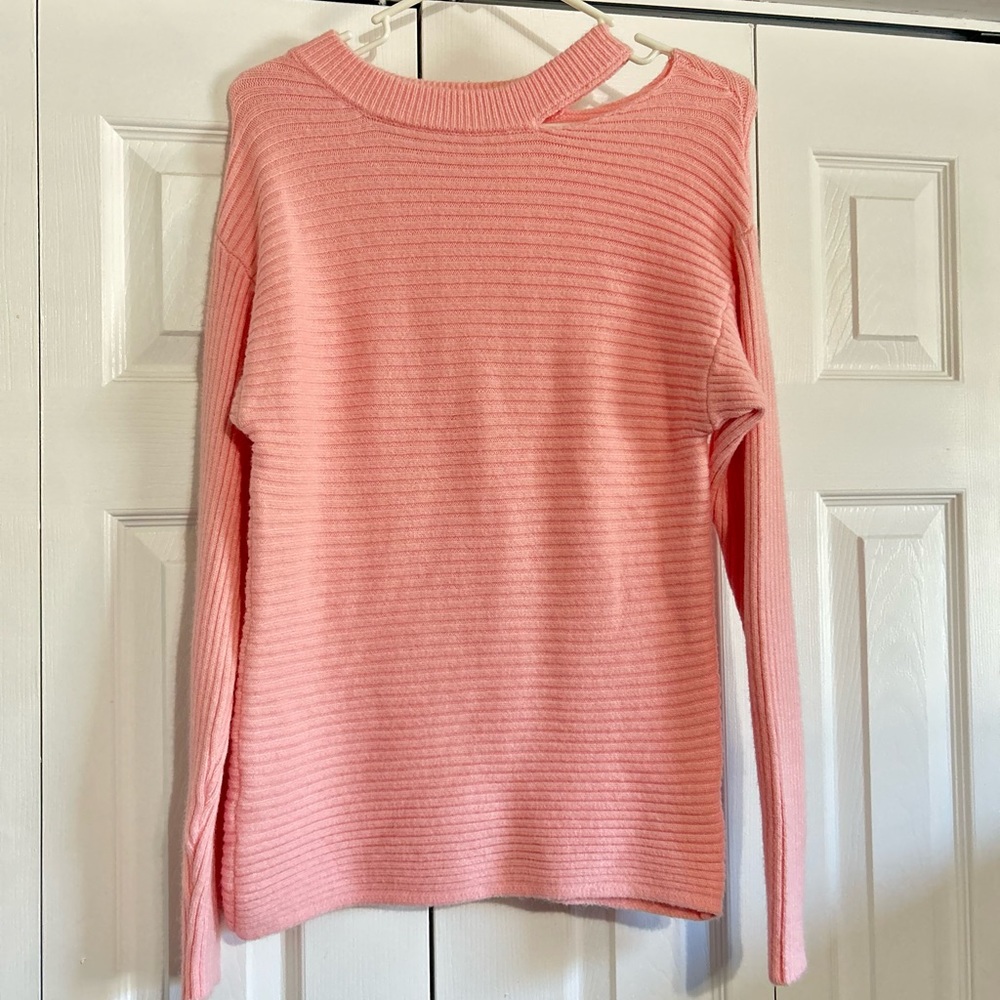 Pink lily sweater